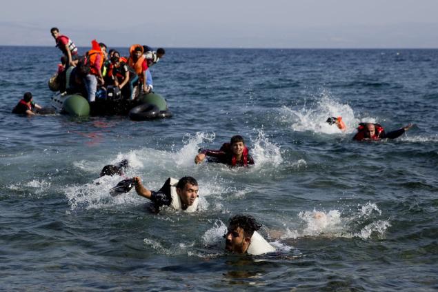 Sauvetage migrants tombés en mer