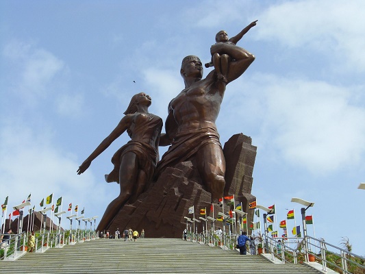 Dakar monument de la renaissance africaine